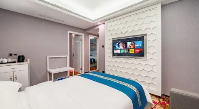 Семейный люкс Superior с 2 комнатами Huayu Hotel
