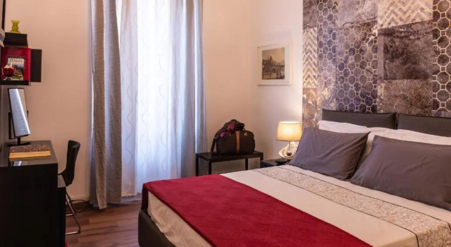 Monticello apartment via Cavour, Забронировать Апартаменты/квартира Рионе Монти Рим, рядом с Посольство США в Риме