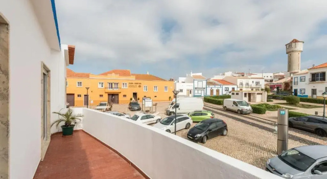 LovelyStay - 3 Bedroom Apartment in Vila Do Bispo