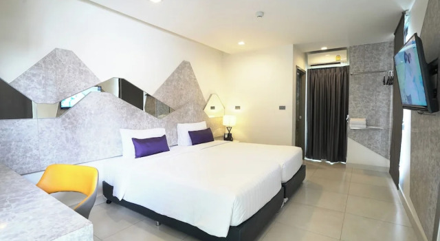 Двухместный номер Superior с балконом Spittze Hotel Pratunam