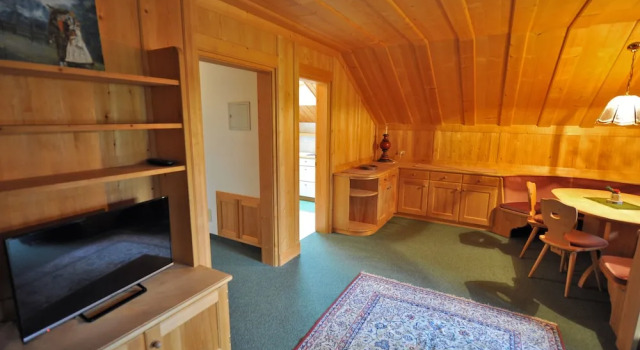 Cesa Pana Mountain Lodge