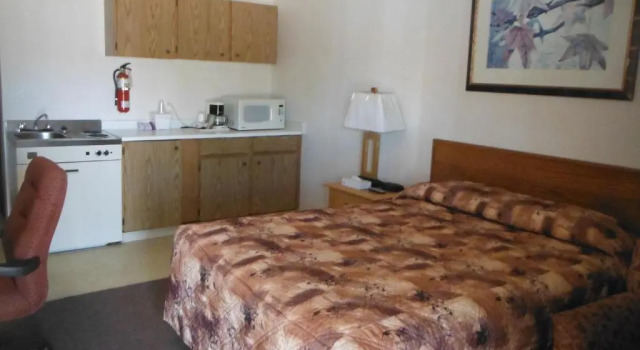 Студия Standard Tumbler Ridge Inn