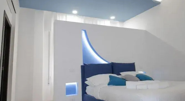Iperbole Suite