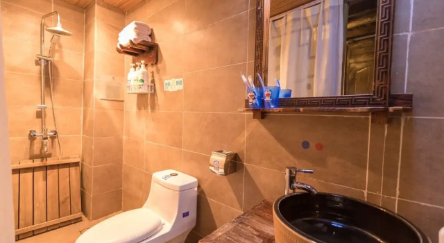 Xisu Inn, Забронировать Отель Лицзян Юньнань, рядом с Улица Сквер-стрит Древнего города Даянь