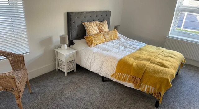 Spacious London 3 bedroom Garden House, Забронировать Дом для отпуска Виллы Большого Лондона, Вилла