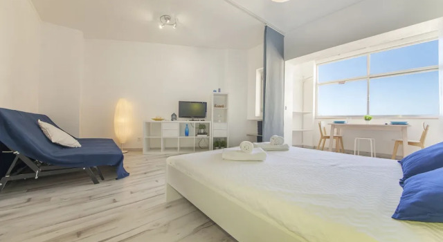 A25 - Studio Rocha Mar by DreamAlgarve, Забронировать Отель Портиман Барловенто, рядом с Казино Algarve