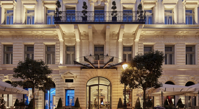 Aria Hotel Budapest by Library Hotel Collection