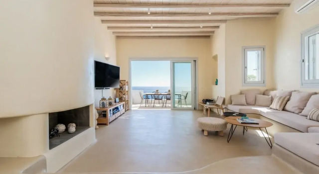 Luxury Villa With Stunning Views Above Kalo Livadi