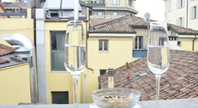 5 Tourist House Apartment Centre Bologna, Забронировать Апартаменты/квартира Болонья провинция Болонья, рядом с Башня Гарисенда