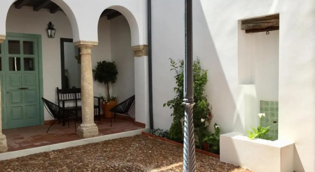 Апартаменты Цокольный этаж Apartamentos Los Patios de la Judería