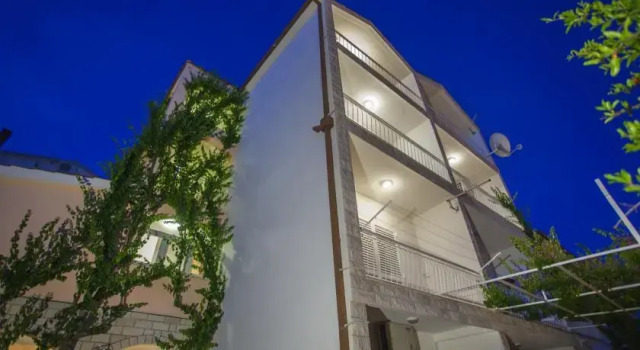 Villa Neda, Забронировать Вилла Отели Макарска 3 звезды, 3*