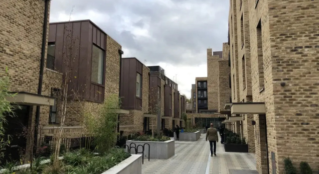 Luxury 2 Bed 2 Bath Apartments next to kings cross
