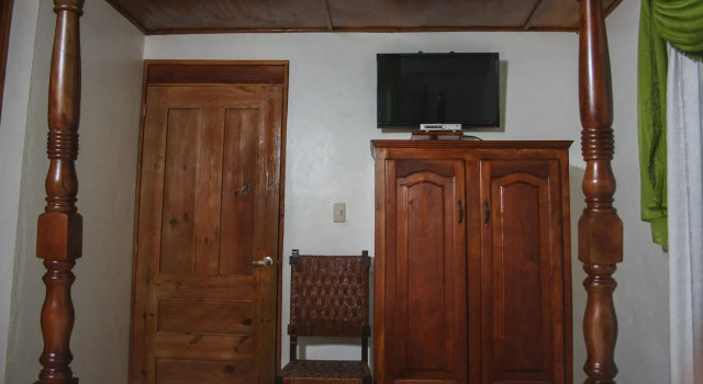 Hotel SeaBreeze, Book Hotel Paraiso Barahona