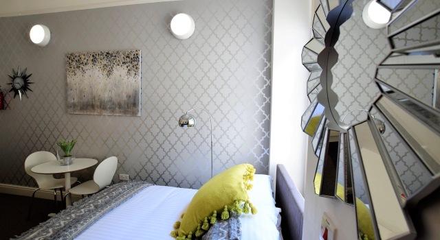Your Apartment Berkeley Sq Pads #7, Забронировать Апартаменты/квартира Отели Бристоля с парковкой, рядом с We The Curious, Парковка