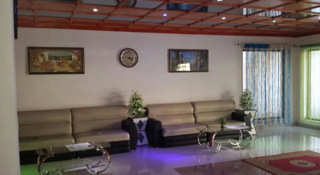 Alakkal Residency