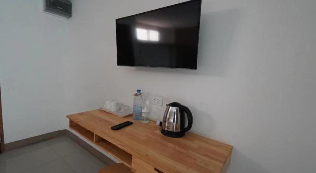 RoomQuest Tha Sala