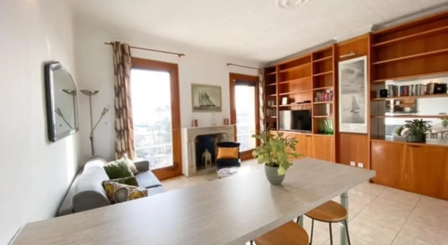 Quai St Pierre 2 bedrooms apt with sea view, Забронировать Апартаменты/квартира Апартаменты Канн, рядом с Церковь Нотр-Дам-д'Эсперанс, Апартаменты/квартира