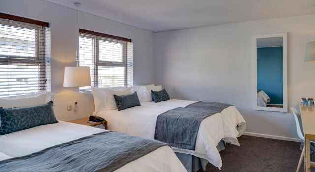 Номер Standard Protea Hotel by Marriott Cape Town Sea Point