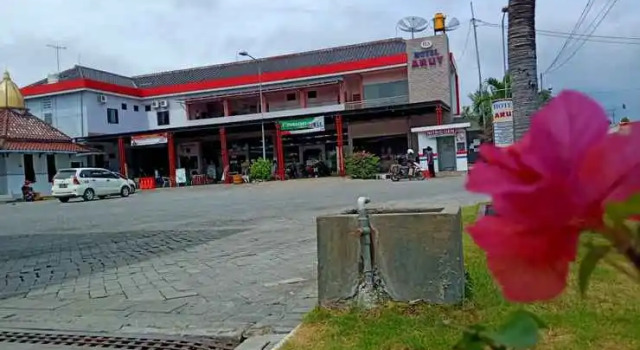Hotel Arut, Book Hotel Hotels in Lamongan with Parking, Parking
