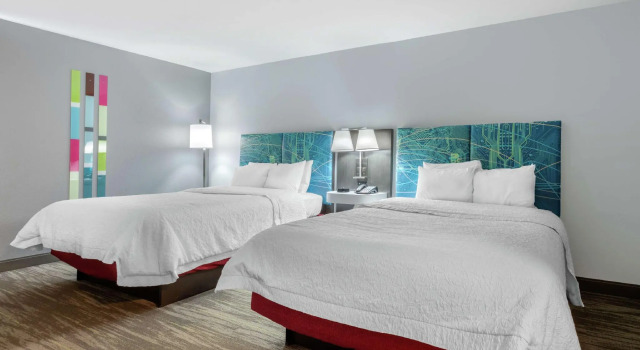 Четырёхместный номер Standard Hampton Inn Brookhaven