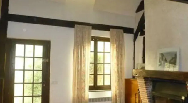 Ecu de France, Rezerwuj Pensjonat La Ferté-Beauharnais Centre