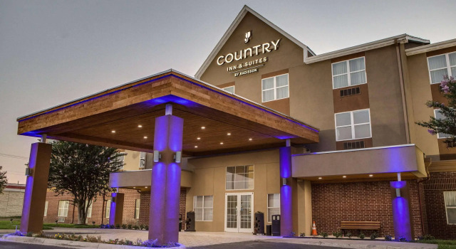 Country Inn and Suites by Carlson Harlingen, TX, Varaa Hotelli Harlingen Rio Grande Valley