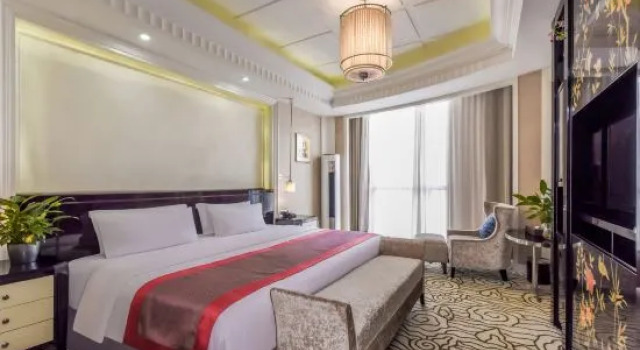 Люкс Deluxe Xiyue Holiday Hotel (Chongqing Liangping New City Branch)