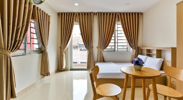 Goldstay 218
