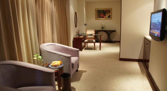 Kingswell Hotel Tongji, Varaa Hotelli Yangpu 
