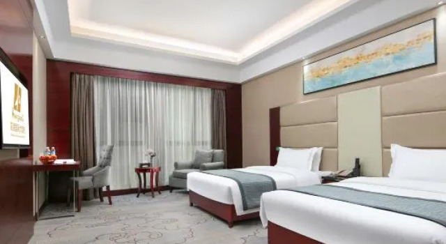 Двухместный номер Business Huagang International Hotel