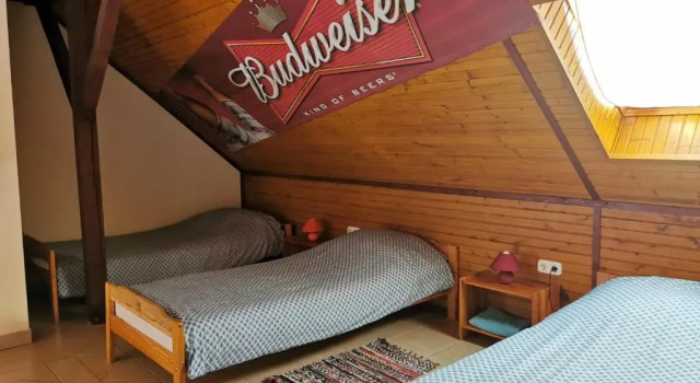 Кровать в общем номере Guest house Magyar Route 66