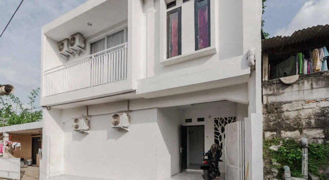 KoolKost Syariah near Bintaro Jaya Xchange, Prenota Affittacamere Ciputat Banten
