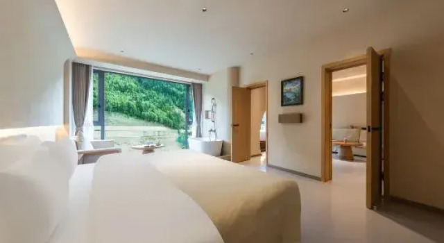 Семейный люкс Buyan · Four Seasons Oxygen Mountain Residence (Siguniang Mountain Scenic Area Branch)
