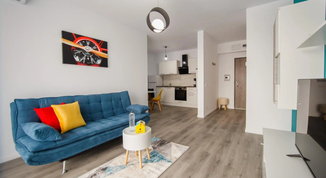 Trio Azure, Varaa Hotelli Oradea 