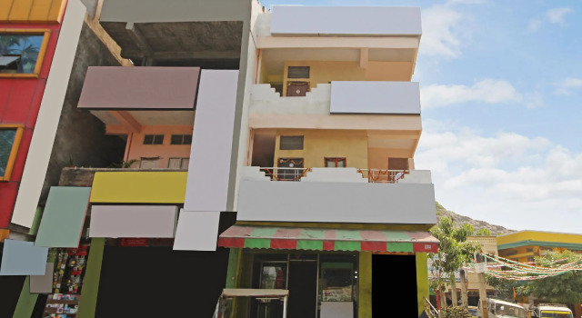 SPOT ON 61415 Sitara Grand Lodge, Rezerwuj Hotel Hanamkonda Telangana