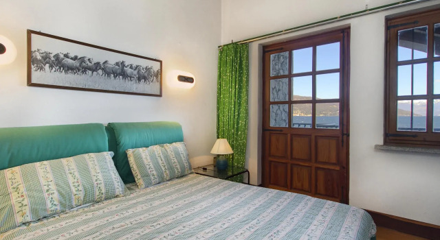 Villa Cinderella 7 CAMERE 13 PAX, Забронировать Вилла Виллы Испра, Вилла