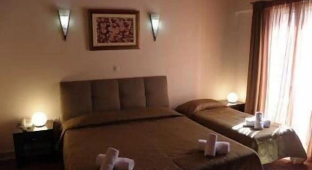 Трёхместный номер Standard Ahilion Hotel