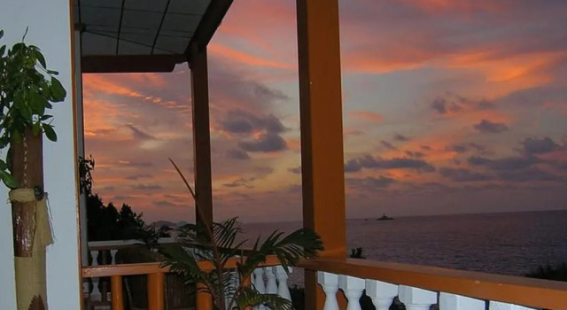 Camera doppia Standard con vista mare Hotel LOcean
