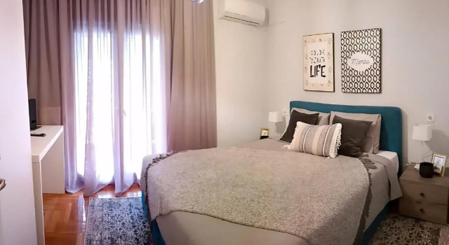Апартаменты Royal Deluxe Apt Must