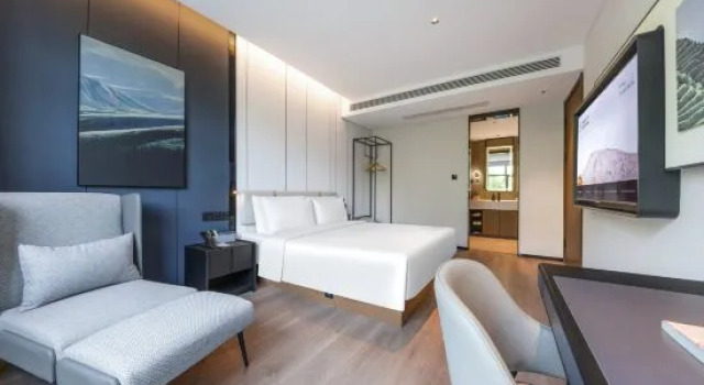 Люкс Atour Hotel Hefei Huaihe Road Pedestrian Street City Hall Square