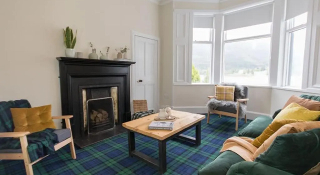 Rossmay House - 4 Bedroom Scottish Villa with waterfront / mountain views, Забронировать Вилла Аррочар 