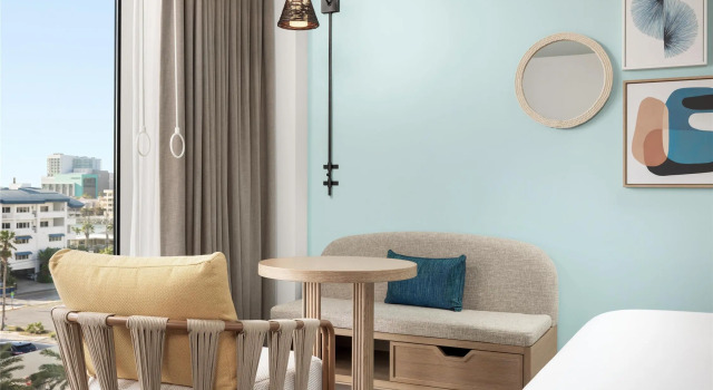 Четырёхместный номер Standard с видом на город The Hiatus Clearwater Beach, Curio Collection By Hilton
