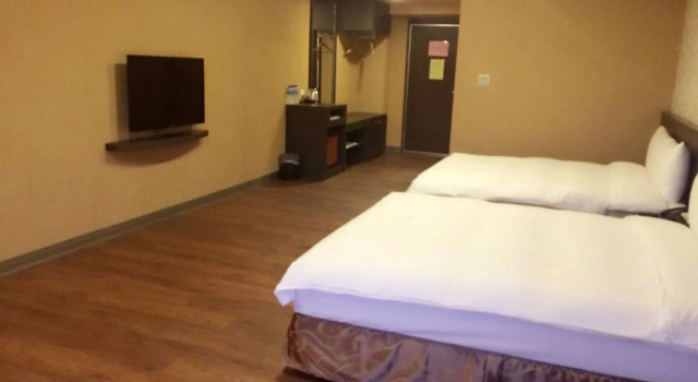 Crystal Hotel