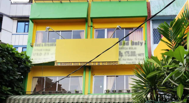 Airy Stasiun Jakarta Kota Mangga Dua Raya 24 Jakarta