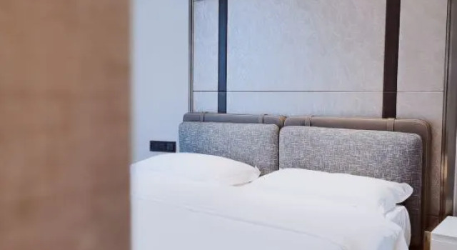 Полулюкс Platinum Stearns Hotel