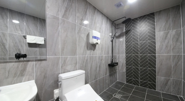 Четырёхместный номер Standard Eco Hotel