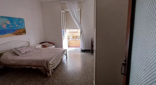Super Central Rooms, Забронировать Отель «постель и завтрак» Кальяри Южная Сардиния, рядом с Национальный археологический музей