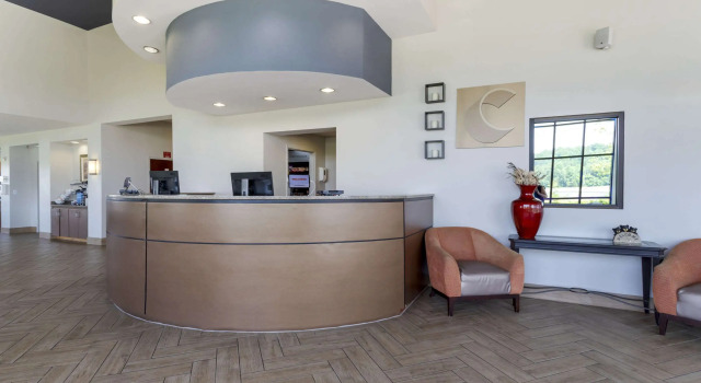 Comfort Suites Kodak Sevierville, Забронировать Отель Кодак Теннесси, рядом с Tennessee Smokies Minor League Baseball and Smokies Park