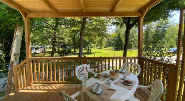 Коттедж с 2 комнатами Camping Eden Glamping