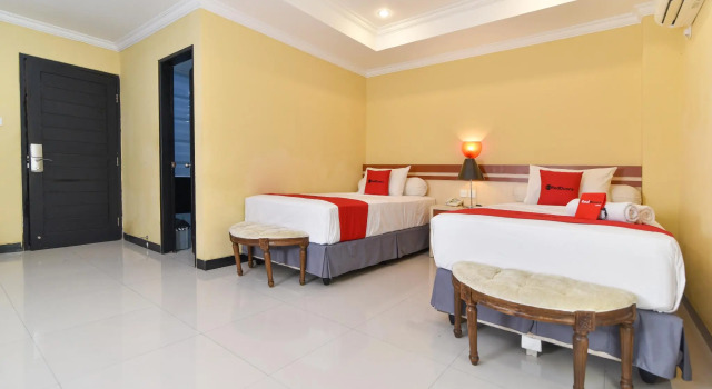 Двухместный номер Deluxe RedDoorz Plus near Mall Bali Galeria 2